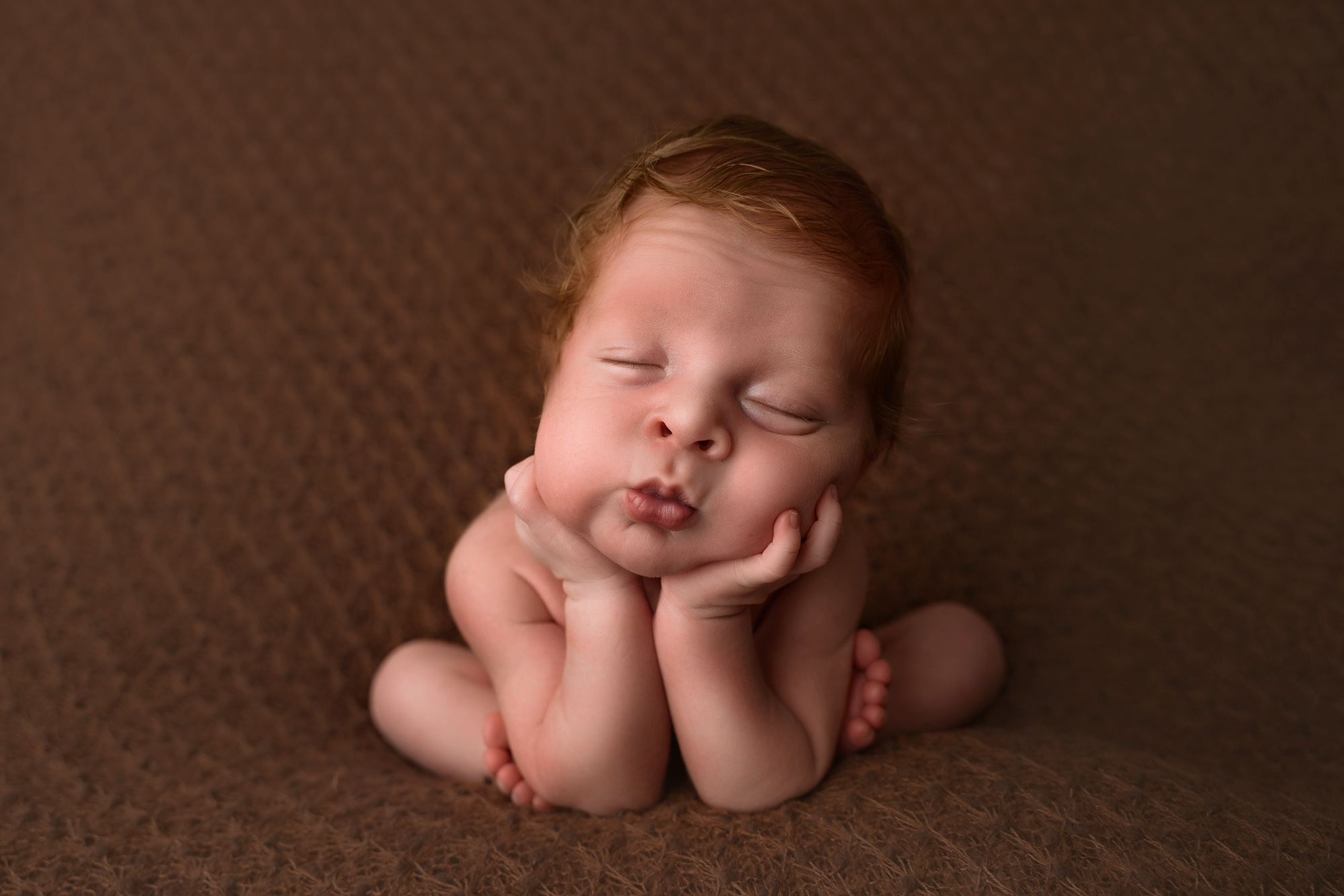 baby-foto-bruin-frog-poses